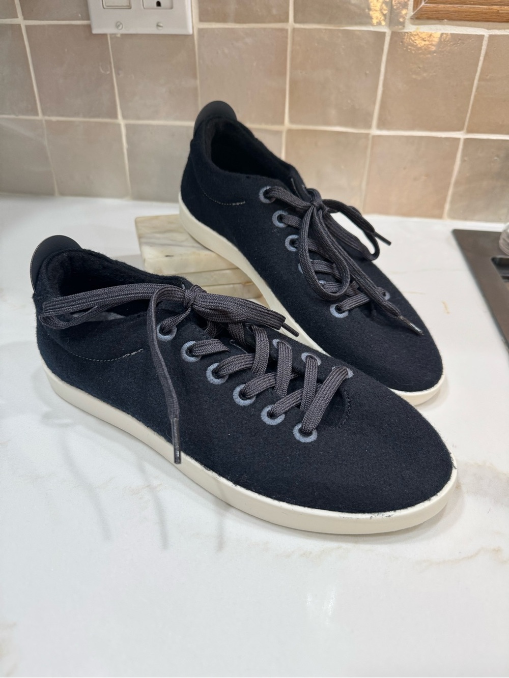 Allbirds Wool Pipers Women’s 10 Navy Merino Wool Sneakers